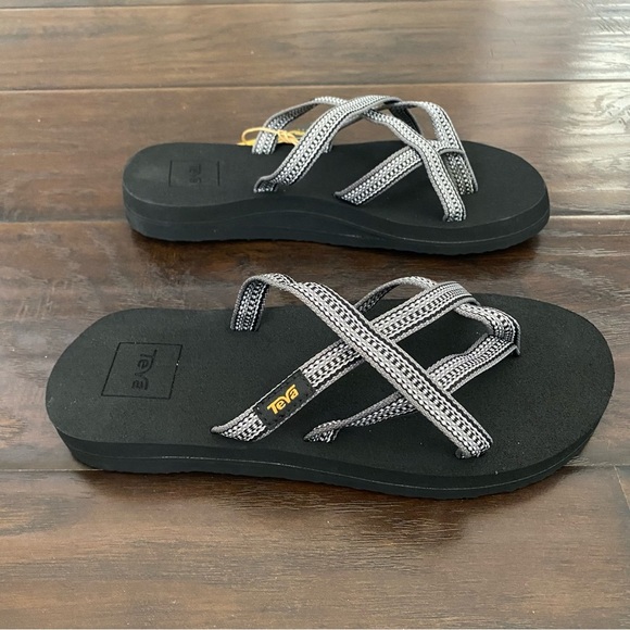 Teva Olowahu Black & Gray Women’s Sandals AGGR - Picture 5 of 8